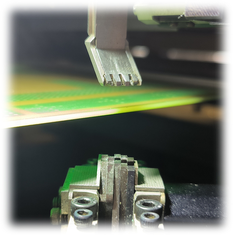 插件機(jī)與手工插裝的全面對比：哪個(gè)更具優(yōu)勢？(圖1)