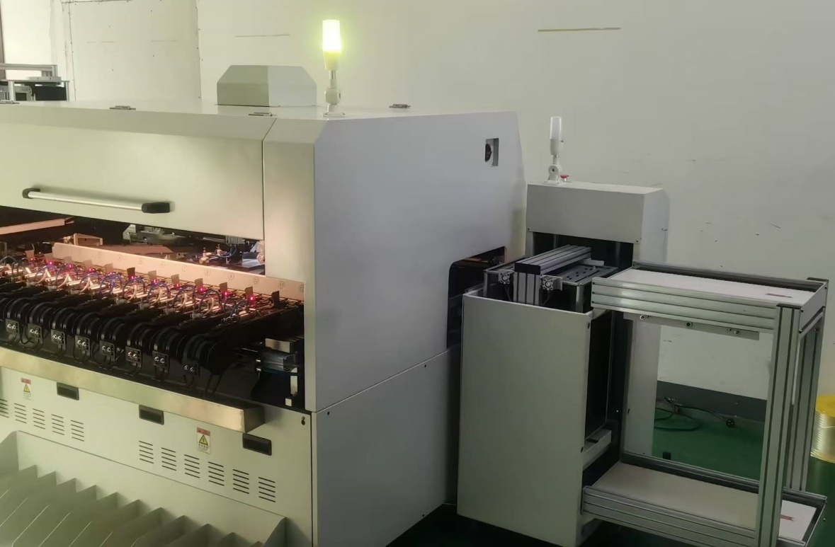 自動插件機在工業(yè)設(shè)備控制板制造中的重要性(圖1)