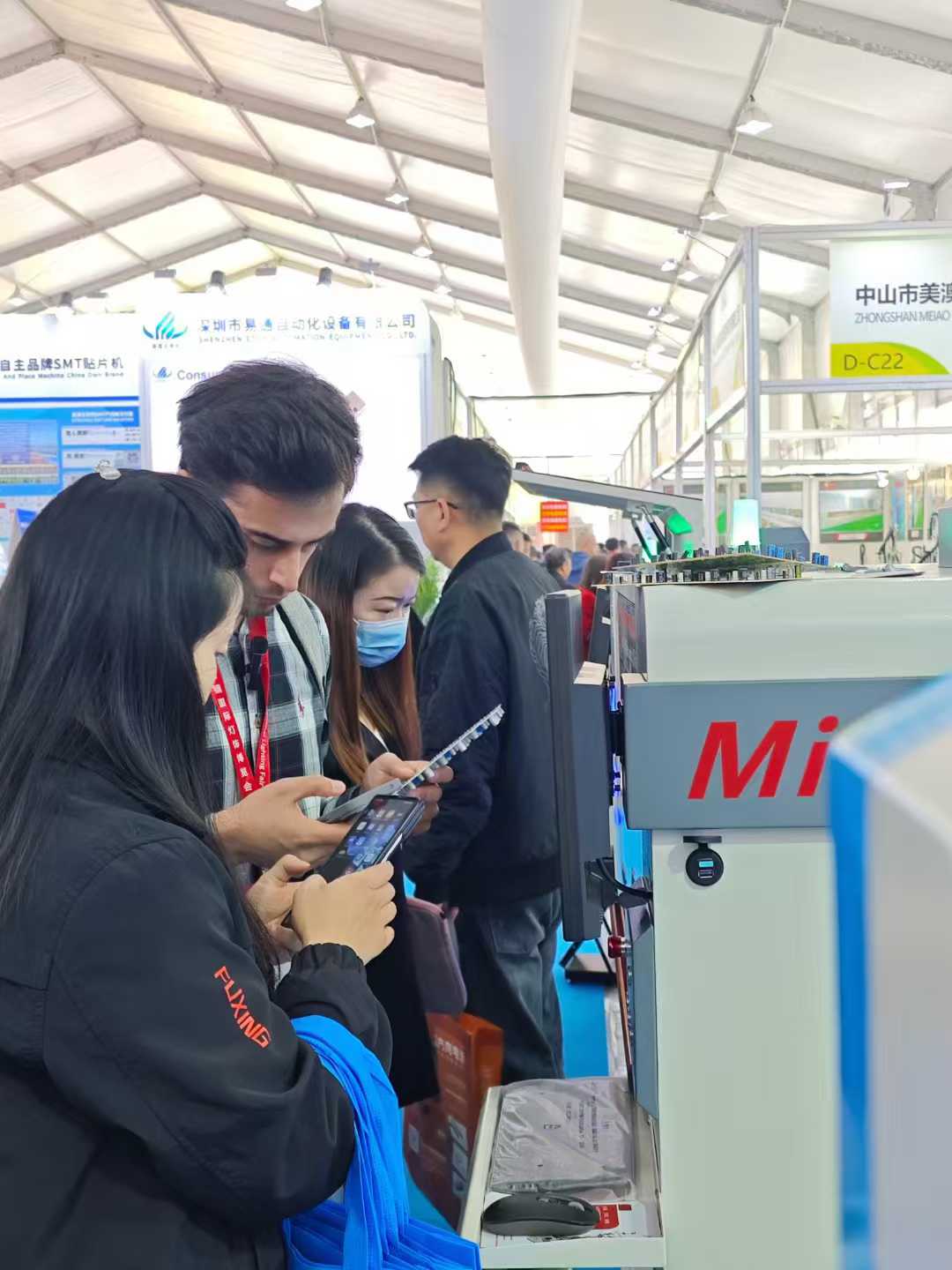 2025年插件機(jī)選購指南——選擇適合的自動插件機(jī)設(shè)備？