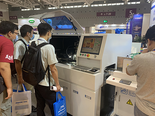 國產自動ai插件機品牌廠家勇于創(chuàng)新才能與企業(yè)經濟發(fā)展結合(圖1)